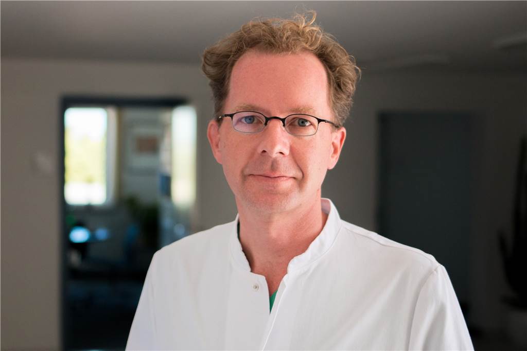 Professor Dr. Richard Ellerkmann ist seit April Direktor der Klinik für Anästhesie und Operative Intensivmedizin am Klinikum Dortmund und dort ebenfalls Transplantationsbeauftragter.