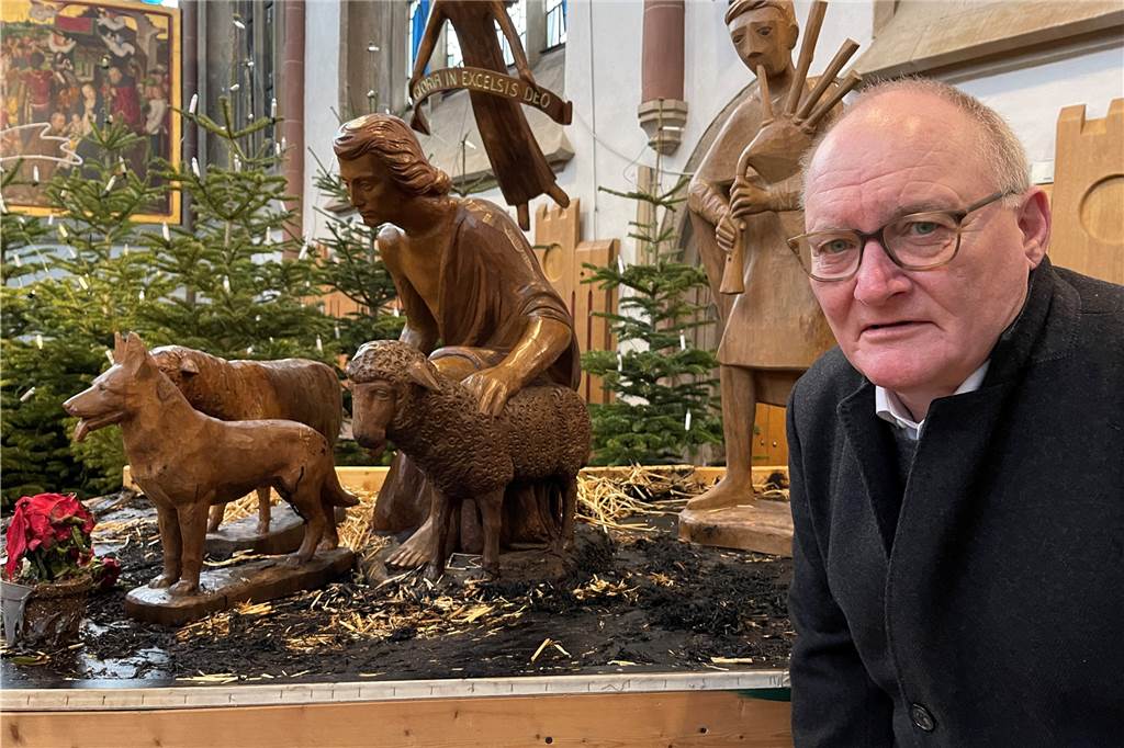 Feuer in Propsteikirche: Küster Ohsadnik verhindert eine Tragödie Propst Andreas Coersmeier will die Propsteikirche für alle geöffnet lassen, man müsse aber über weitergehende Maßnahmen nachdenken, sagt er.