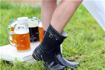 Prost. Foto: Wolfgang Kumm