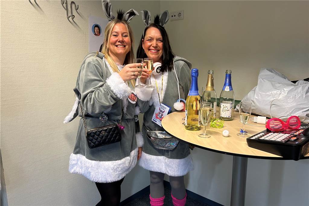 Weiberfastnacht im Olfener Rathaus