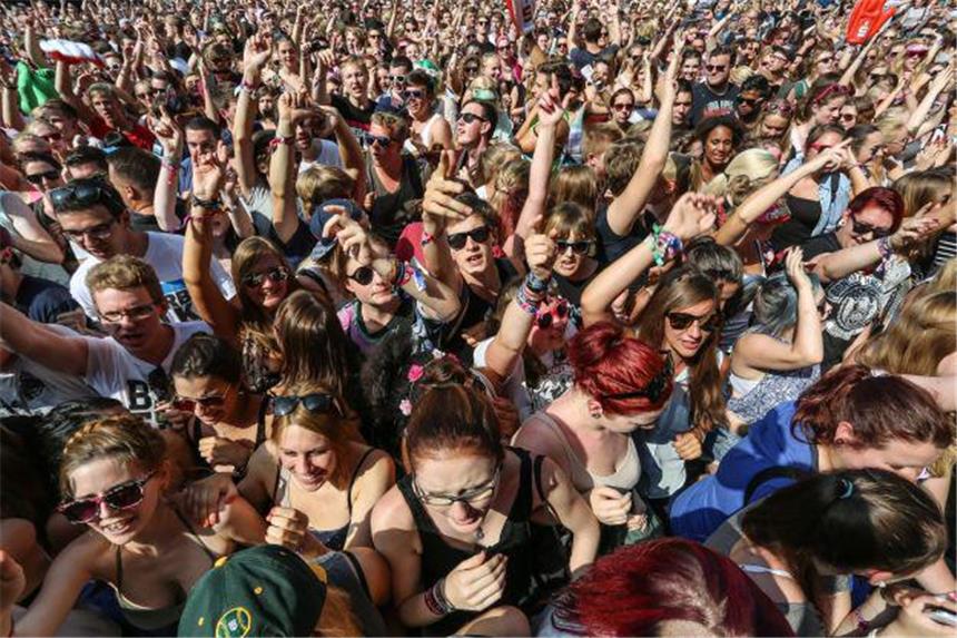 Publikum beim Juicy Beats.