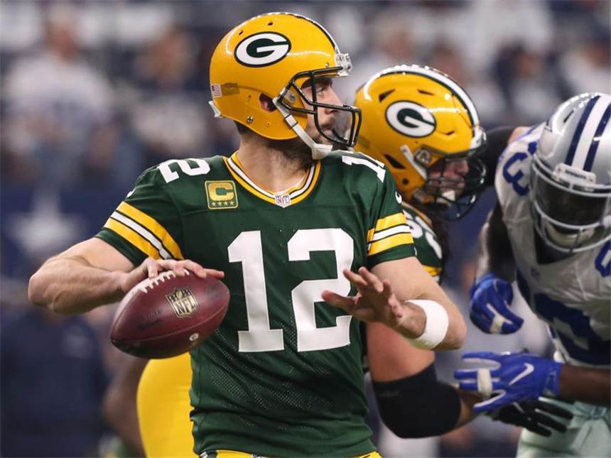Quarterback Aaron Rodgers ist überragender Passgeber der Green Bay Packers. Foto: Richard W. Rodriguez
