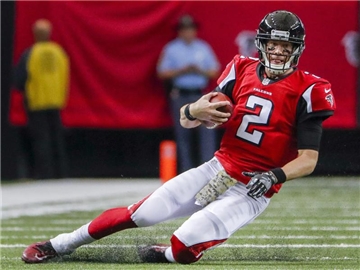 Quarterback Matt Ryan von den Atlanta Falcons wurde zum besten Spieler der Saison gewählt. Foto: Erik S. Lesser