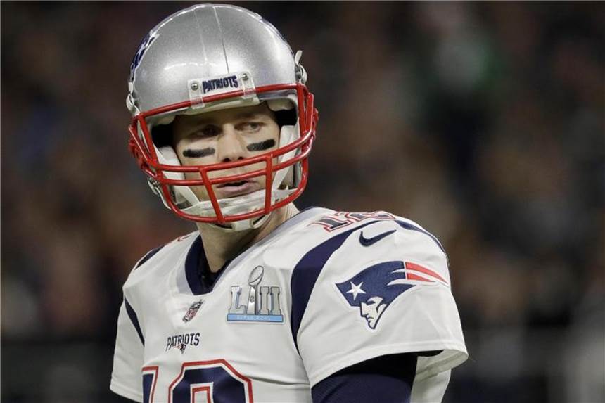 NFL: New England gewinnt gegen Houston Quarterback Tom Brady ist der Superstar der New England Patriots. Foto: Mark Humphrey/AP