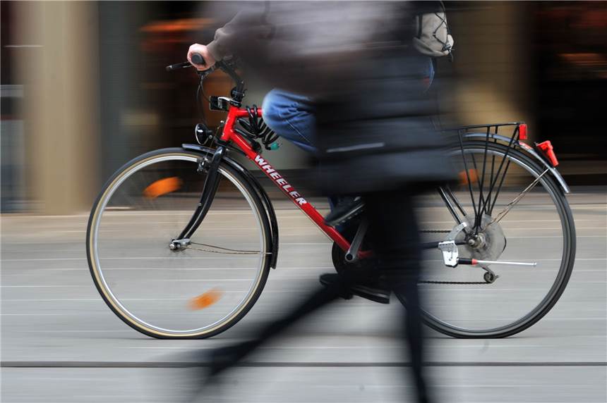 Ahauser Bürger dürfen mitreden beim Radwegekonzept Radler können sich online einbringen.