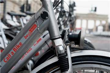 Räder von „Call a Bike“ an einer Abholstation für ihre Kunden in Berlin. Foto: Felix Zahn