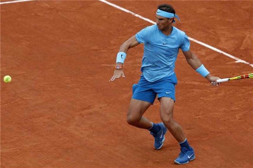 Nadal zieht mit einiger Mühe in zweite French-Open-Runde ein Rafael Nadal musste für seinen Erfolg lange kämpfen. Foto: Michel Euler/AP