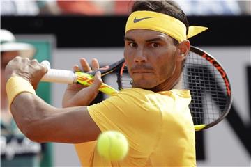 Rafael Nadal nutzte den zweiten Matchball zum knappen Sieg in drei Sätzen. Foto: Gregorio Borgia/AP