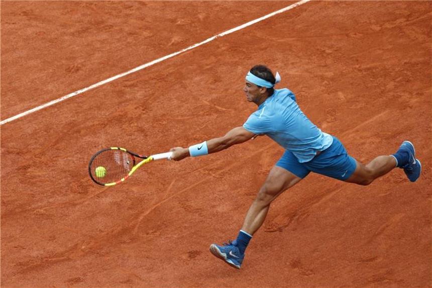 Auch elfter French-Open-Triumph rührt Nadal noch zu Tränen Rafael Nadal setzte sich im Finale der French Open gegen Dominic Thiem durch. Foto: Christophe Ena/AP