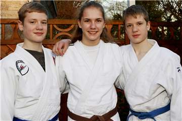 Ragnar, Ronja und Remus Buddenkotte stehen sich im Judo in Nichts nach. Alle drei sind trotz ihres jungen Alters schon erfolgreich.