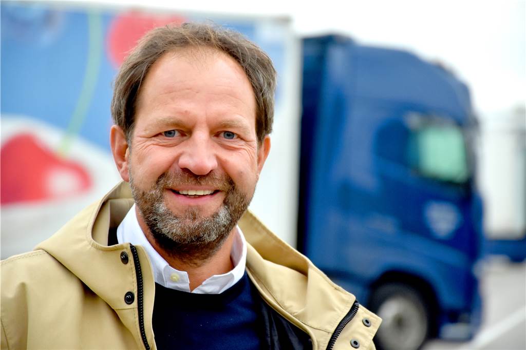 Ralf Kleinpas will es LKW-Fahrern mit spezieller Teststelle leicht machen Ralf Kleinpas (48) hat seine Spedition vor 22 Jahren mit dem ersten LKW gegründet. Im vergangenen Sommer ist das Unternehmen in völlig neue Gebäude an der Boschstraße gezogen.