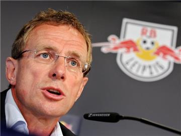 Ralf Rangnick ist enttäuscht von dem Auftritt seines neuen Clubs Red Bull Salzburg in der Champions-League-Qualifikation. Foto: Jan Woitas