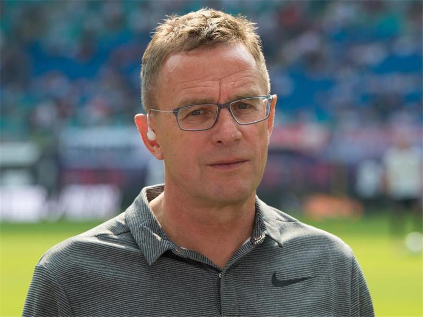 Rangnick schließt Mega-Transfer bei Leipzig aus Ralf Rangnick schließt hohe Millionen-Transfers in Leipzig aus. Foto: Sebastian Kahnert
