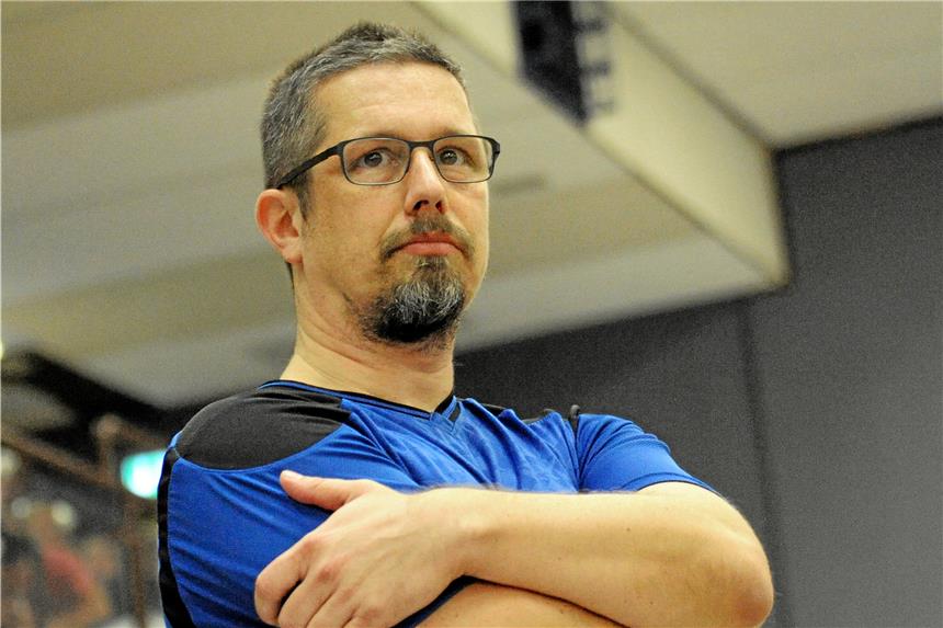 Handball-Trainer Ralf Utech verliert trotz Abstieg den Humor nicht Ralf Utech, Trainer der Handballer des TuS Ickern, blieb trotz des Abstiegs in die Kreisliga am Samstag recht gelassen.