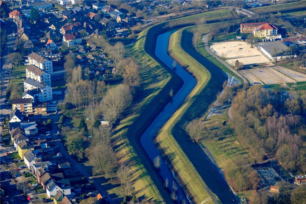 Rapphofs Mühlenbach mit dem Gelände des Reitvereins Dorsten.