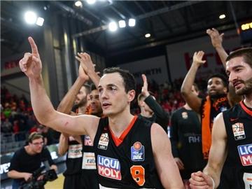 ratiopharm Ulm beendet die Bundesliga-Hauptrunde auf dem ersten Platz. Foto: Nicolas Armer