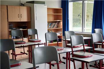Raumlufttechnische Anlagen sind vergleichbar wuchtige Geräte, bieten aber den Vorteil, dass sie die Luft nahezu virenfrei halten. Über ihren Einsatz in Klassenräumen wird in Raesfeld diskutiert. (Symbolbild)