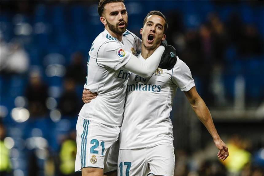 Real glanzlos ins Viertelfinale - nur 2:2 gegen Numancia Real-Profi Lucas Vazquez (r) feiert einen seiner Treffer mit Teamkollege Borja Mayoral. Foto: Enrique de la Fuente/Shot for pr