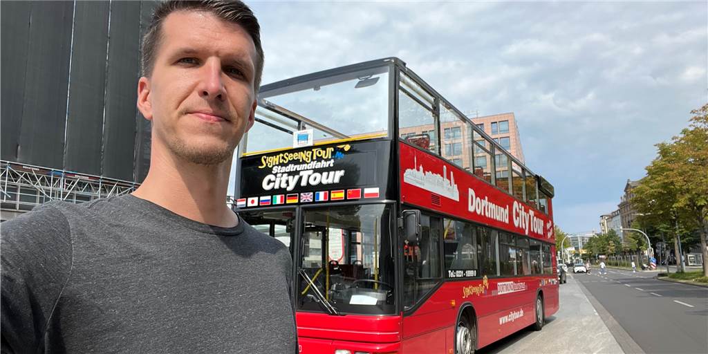 Sightseeing im roten Doppeldecker-Bus - Lohnt sich die Rundfahrt durch Dortmund? Redakteur Kevin Kindel hat eine Stadtrundfahrt in seiner eigenen Nachbarschaft getestet.