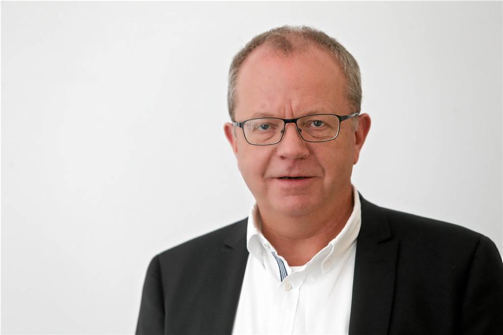 Dortmund, die Stadt der kaputten Straßen Redakteur Ulrich Breulmann ärgert sich über die miesen Straßen und Wege in Dortmund.