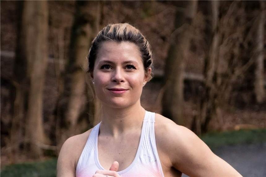 Fit in unter 30 Minuten: Mit diesen Workouts tust du dir etwas Gutes Redakteurin und Fitnesstrainerin Carolin West zeigt in ihren Videos regelmäßig neue Workouts.