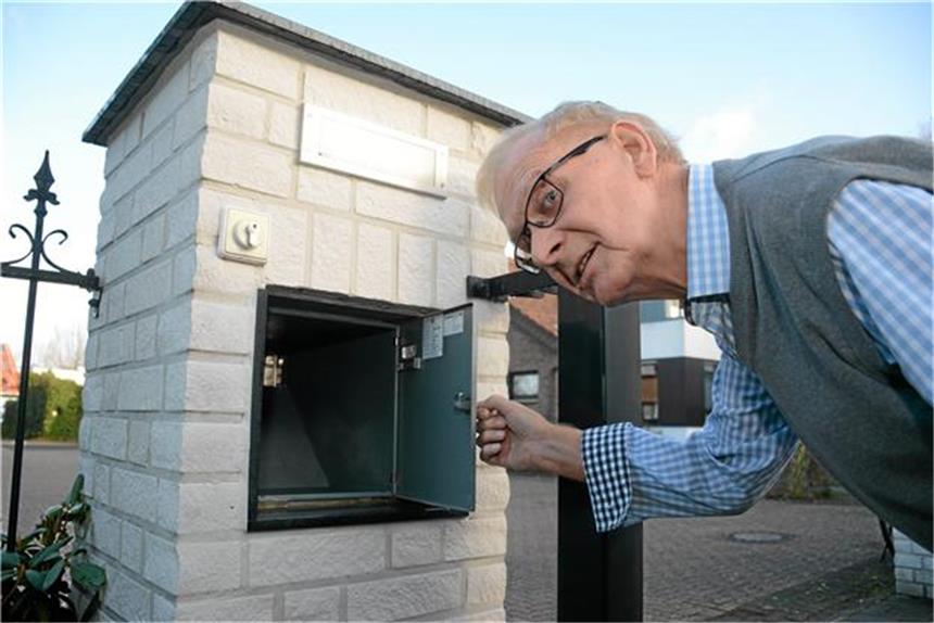 Post entschuldigt sich für verspätete Zustellung Regelmäßig blickte Bernhard Haget in der Vergangenheit in die gähnende Leere seines Briefkastens. Die Post hat Besserung versprochen. Die Zustellung soll in Zukunft wieder pünktlicher klappen. Ein grundsätzliches Problem gebe es jedoch nicht.
