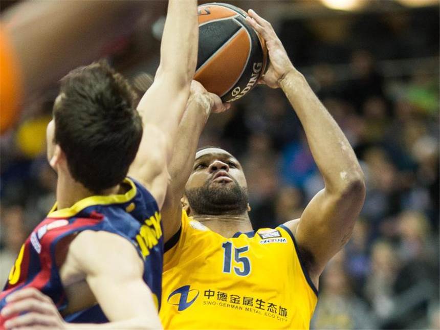 ALBA gewinnt sensationell gegen Barcelona Reggie Redding ist immer zur Stelle, wenn Berlin ihn am meisten braucht. Foto: Lukas Schulze