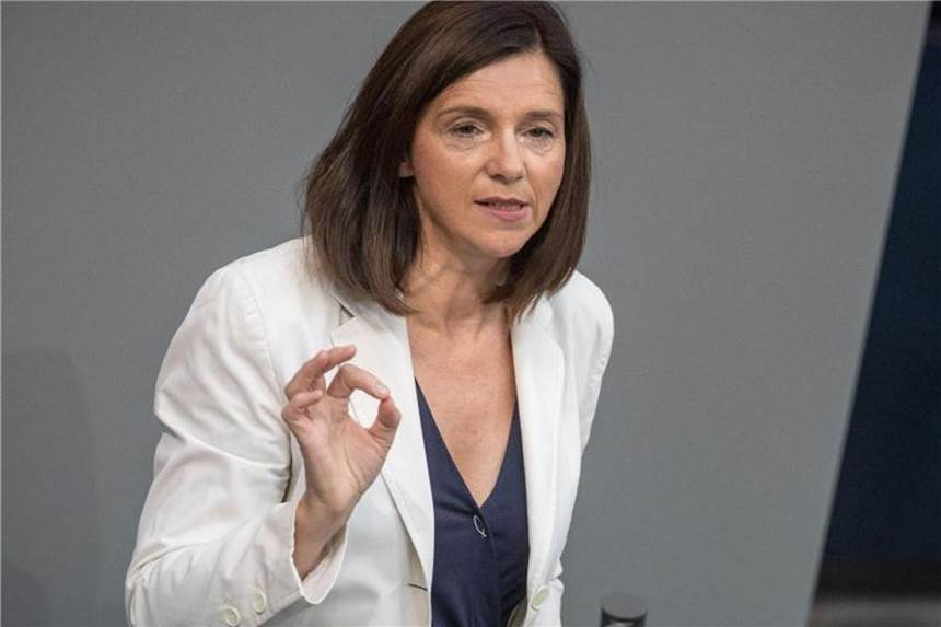 „Rein nationale oder nur auf Freiwilligkeit beruhende Maßnahmen, wie das 2014 gegründete Textilbündnis von Entwicklungsminister Gerd Müller, stoßen in einem globalen Textilmarkt an ihre Grenzen“, sagt Katrin Göring-Eckardt. Foto: Michael Kappeler