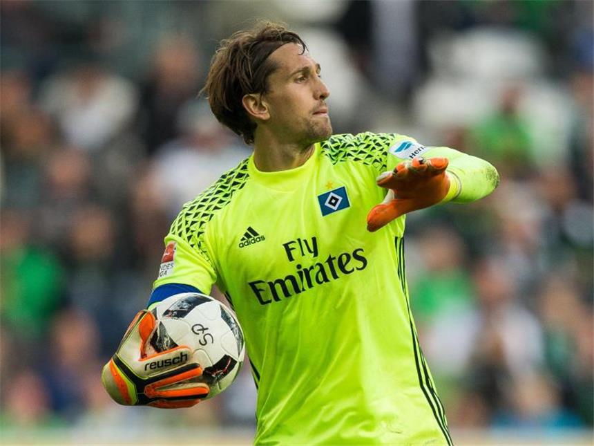 Ex-HSV-Torhüter Adler bereit für die Premier League René Adler sucht einen neuen Arbeitgeber. Foto: Maja Hitij
