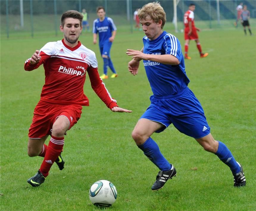 Die Neuen retten die Statistik René Böing (r.) spielt auch in der kommenden Saison mit den Stadtlohner A-Junioren in der Landesliga.