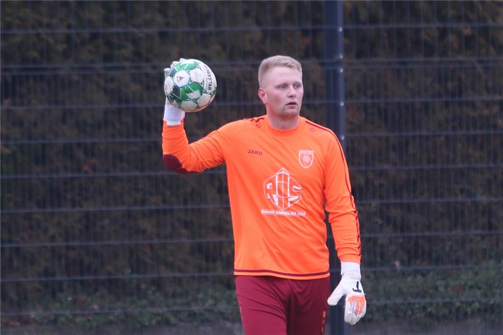 „Den richtigen Riecher gehabt“: Spieler des SV Preußen trifft nach Einwechslung doppelt Rene Peters (hier noch im Trikot des PSV Bork) hielt sein Team im Spiel und blieb erstmals in dieser Saison ohne Gegentor.