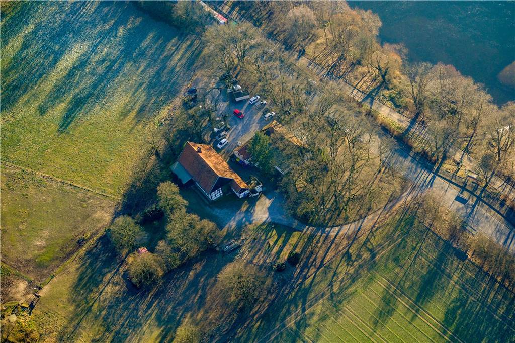 Restaurant zum Blauen See.