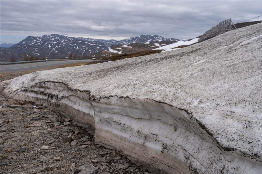 Skandinavien-Rundreise von Bert Groer aus Schwerte führt zum Nordkap Schnee auf dem Pass