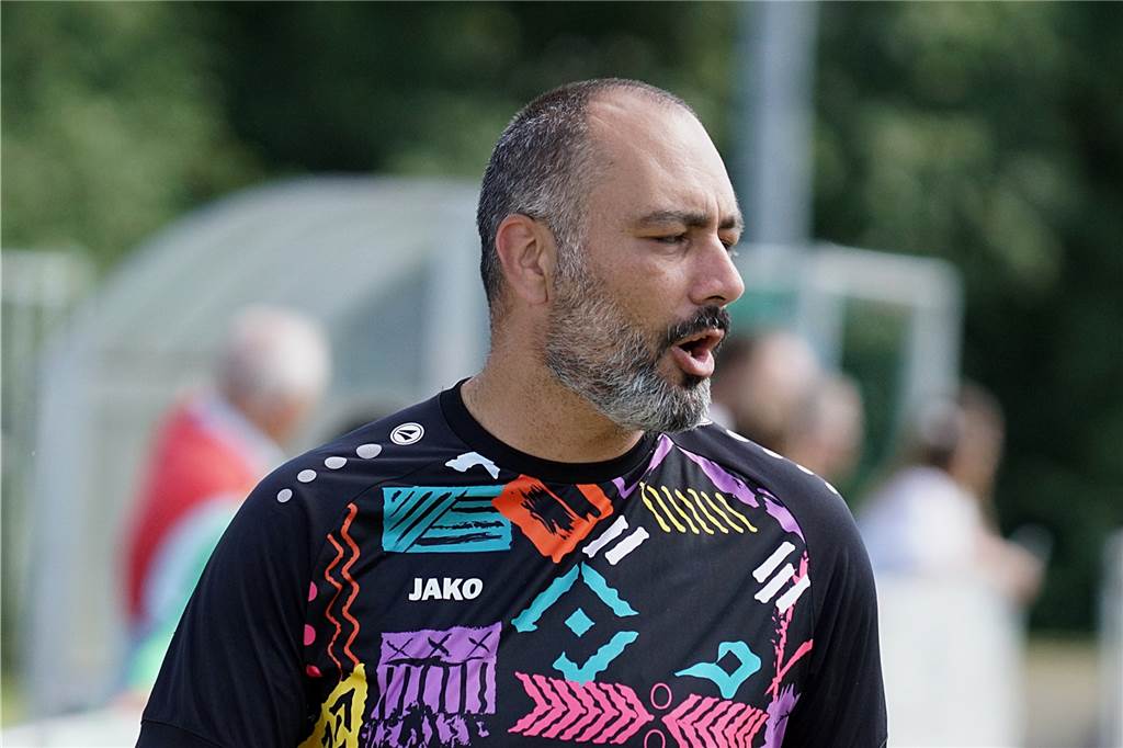 Recep Alkan tritt zurück – Ereignisse beim FC Overberge überschlagen sich Rezep Alkan ist beim FC Overberge zurückgetreten.