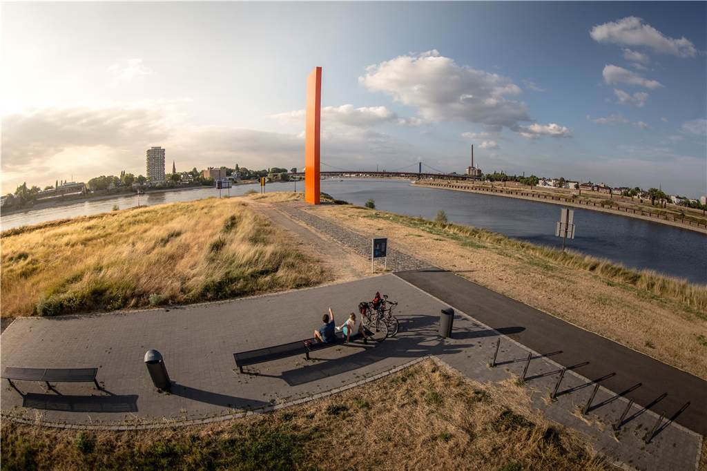 Wanderlust - Fünf grüne Wanderwege im Ruhrgebiet Rheinorange in Duisburg.