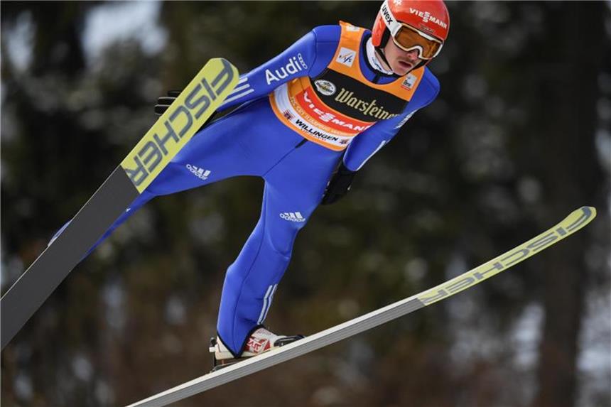 Freitag verliert in Willingen Gelb und Stabilität Richard Freitag konnte am Sonntag in Willingen nicht an die Leistungen vom Vortag anknüpfen. Foto: Arne Dedert