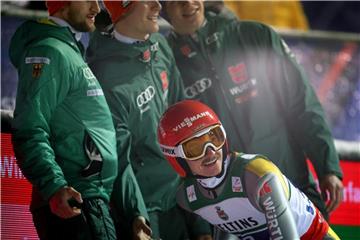 Richard Freitag (vorn) mit seinen Teamkollegen Markus Eisenbichler (l-r), Stephan Leyhe und Andreas Wellinger. Foto: Karl-Josef Hildenbrand