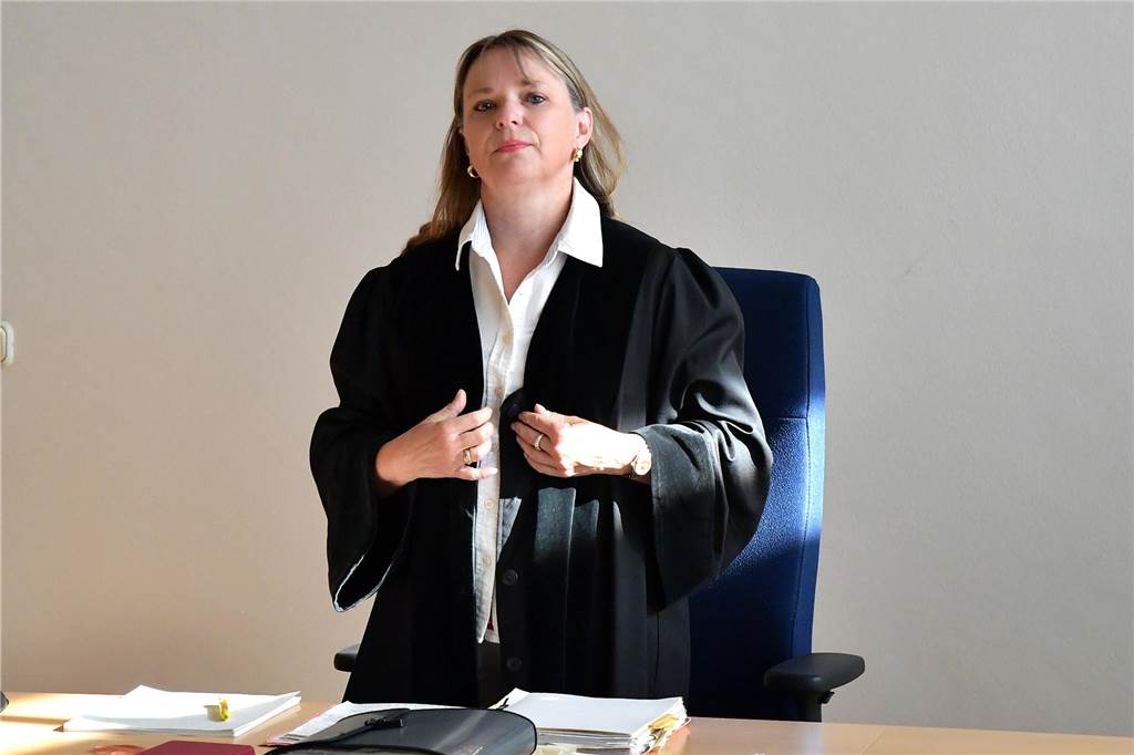 Richterin Beatrix Pöppinghaus leitet die Verhandlung gegen Marko Mecke. Sie kennt sich mit dem Tierquälerei-Komplex bestens aus.