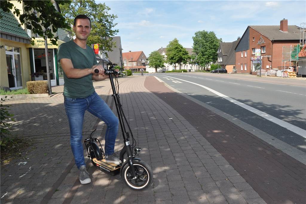 Pendeln mit dem E-Scooter ist einfach, praktisch, noch haben die E-Roller aber einen Haken RN-Redakteur Karim Laouari hat einen E-Scooter getestet.