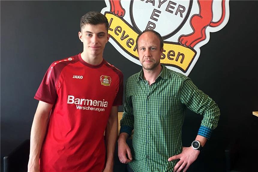 Bayer-Talent spricht über Schulhof, Herrlich und Klavier RN-Reporter Jürgen Koers traf Bayer-Youngster Kai Havertz zum Interview.