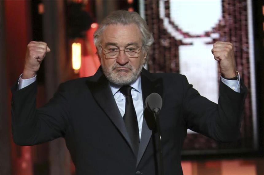 Robert De Niro feuert weiter gegen Trump Robert De Niro voller Wut bei den Tony Awards. Foto: Michael Zorn/Invision/AP