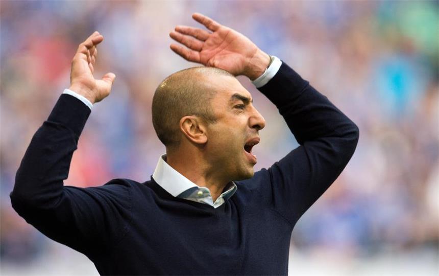 S04-Trainer Di Matteo hat die Erwartungen nicht erfüllt Roberto Di Matteo konnte die in ihn gesteckten Erwartungen nicht erfüllen.