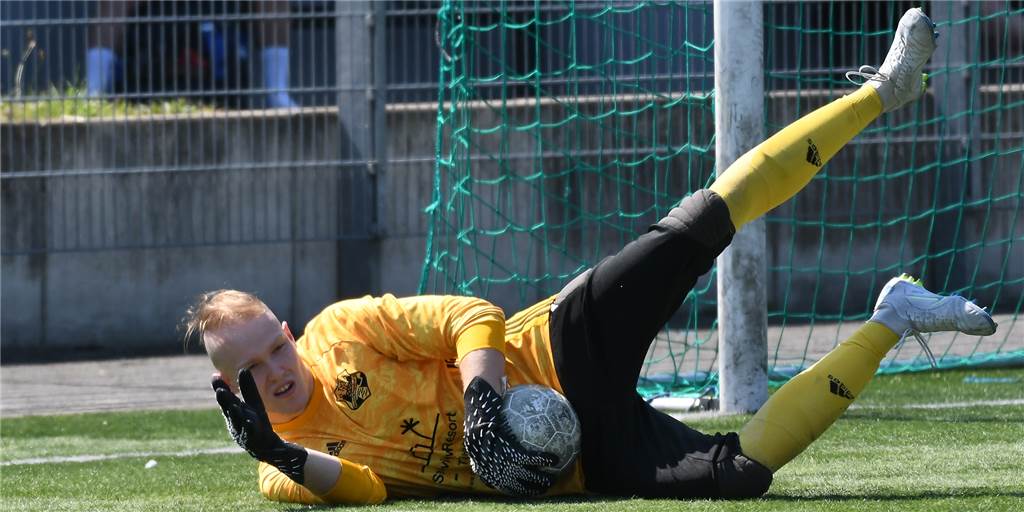 Henrichenburg-Keeper Robin Becker hat keine Angst vor TuS Haltern - sieht aber „besondere Würze“ Robin Becker im Tor des TuS Henrichenburg.
