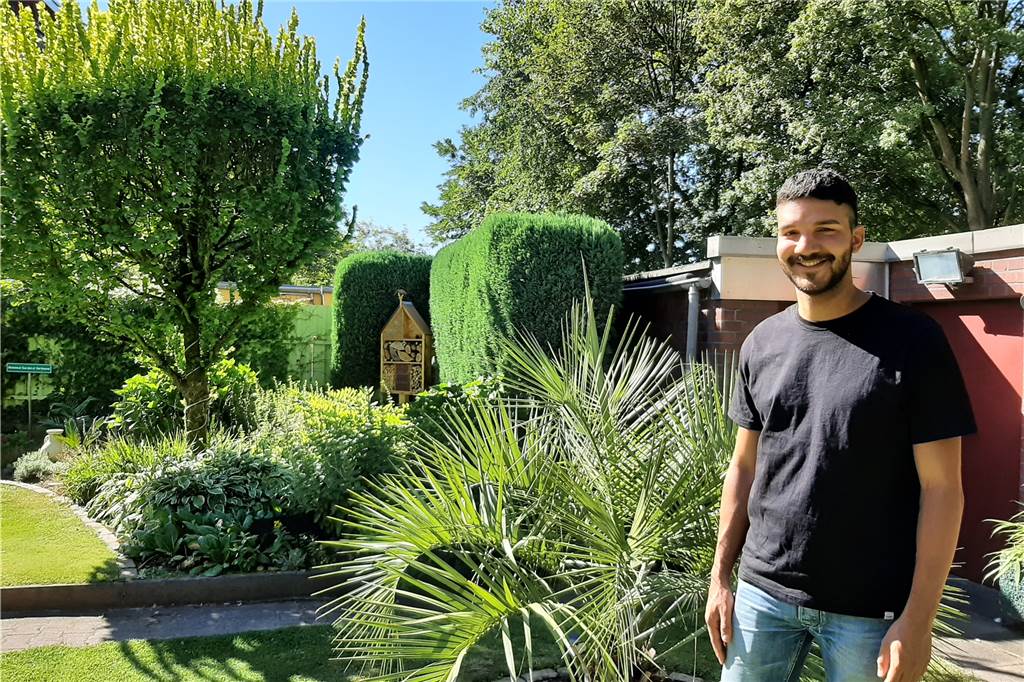 Tragische Verletzungsgeschichte: Dortmunder Fußballer (27) hört vorerst mit dem Fußball auf Robin Gordon verwirklicht seine Leidenschaft im Garten.