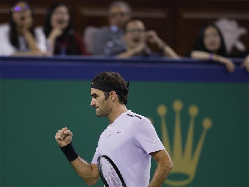 Federer in Shanghai stärker als Nadal Roger Federer hat beim Masters-Turnier in Shanghai seinen 94. ATP-Titel eingespielt. Foto: Andy Wong