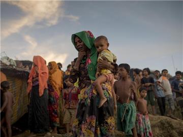 Rohingya-Frauen in einem Flüchtlingslager in Bangladesch. Foto: Km Asad