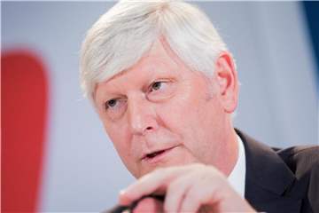 Rolf Martin Schmitz, Vorstandsvorsitzender von RWE: „Die Annahme, dass der Forst gerettet werden kann, das ist Illusion“. Foto: Rolf Vennenbernd