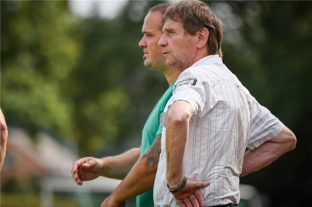 Spielerberater im Amateurfußball? „Das ist doch eigentlich schon eher witzig“ Rolf Nehling, Sportlicher Leiter von Westfalia Wethmar, sieht Spielerberater auch im Nachwuchsbereich schon als Problem.