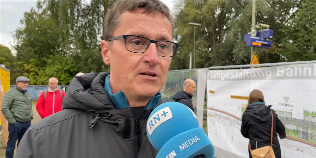 Bahnhofs-Planer Suhre in Bork: „Greifen die Kritik der Bürger auf“ Rolf Suhre ist Geschäftsführender Gesellschafter des Planungsbüros nts. Im Auftrag der Stadt Selm hat er die Planung des Bahnhofs Bork übernommen.