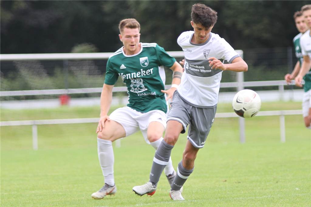 Ein weiterer Spieler des Werner SC beendet seine Karriere - mit 20 Jahren Romish Hamidzoda beendet seine Fußballlaufbahn.